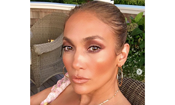 Jennifer Lopez to launch JLoBeauty brand 